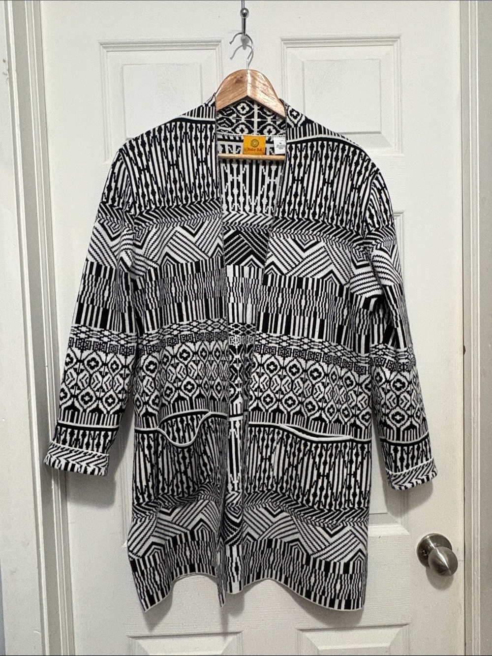 Ruby Rd. Black & White Patterned Open Front Cardigan Jacket